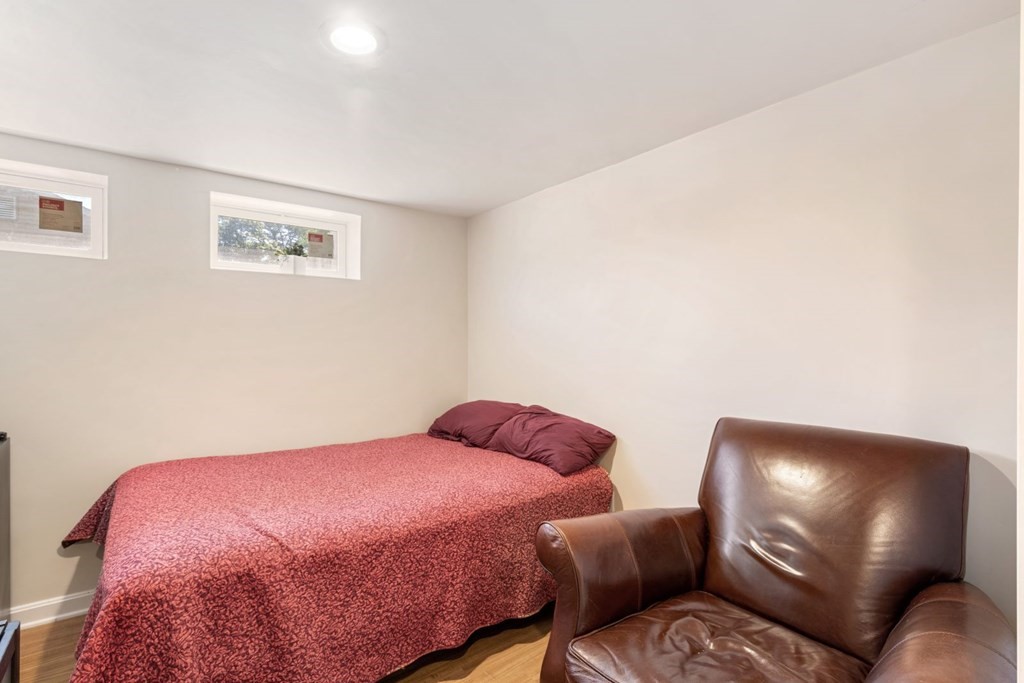 34 West Vanston Road Stoughton, MA 02072 - Photo 16 of 22