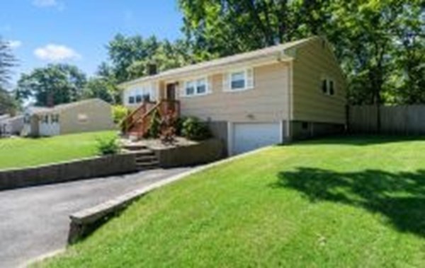 34 West Vanston Road Stoughton, MA 02072 - Photo 2 of 22