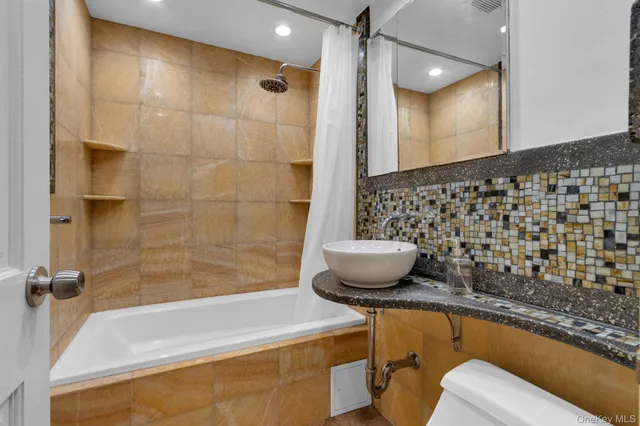 $287,000 | 2465 Palisade Avenue, Unit 1J | Spuyten Duyvil