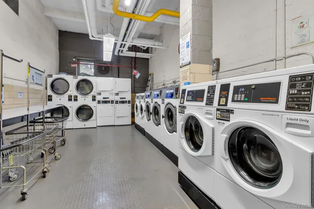 $287,000 | 2465 Palisade Avenue, Unit 1J | Spuyten Duyvil