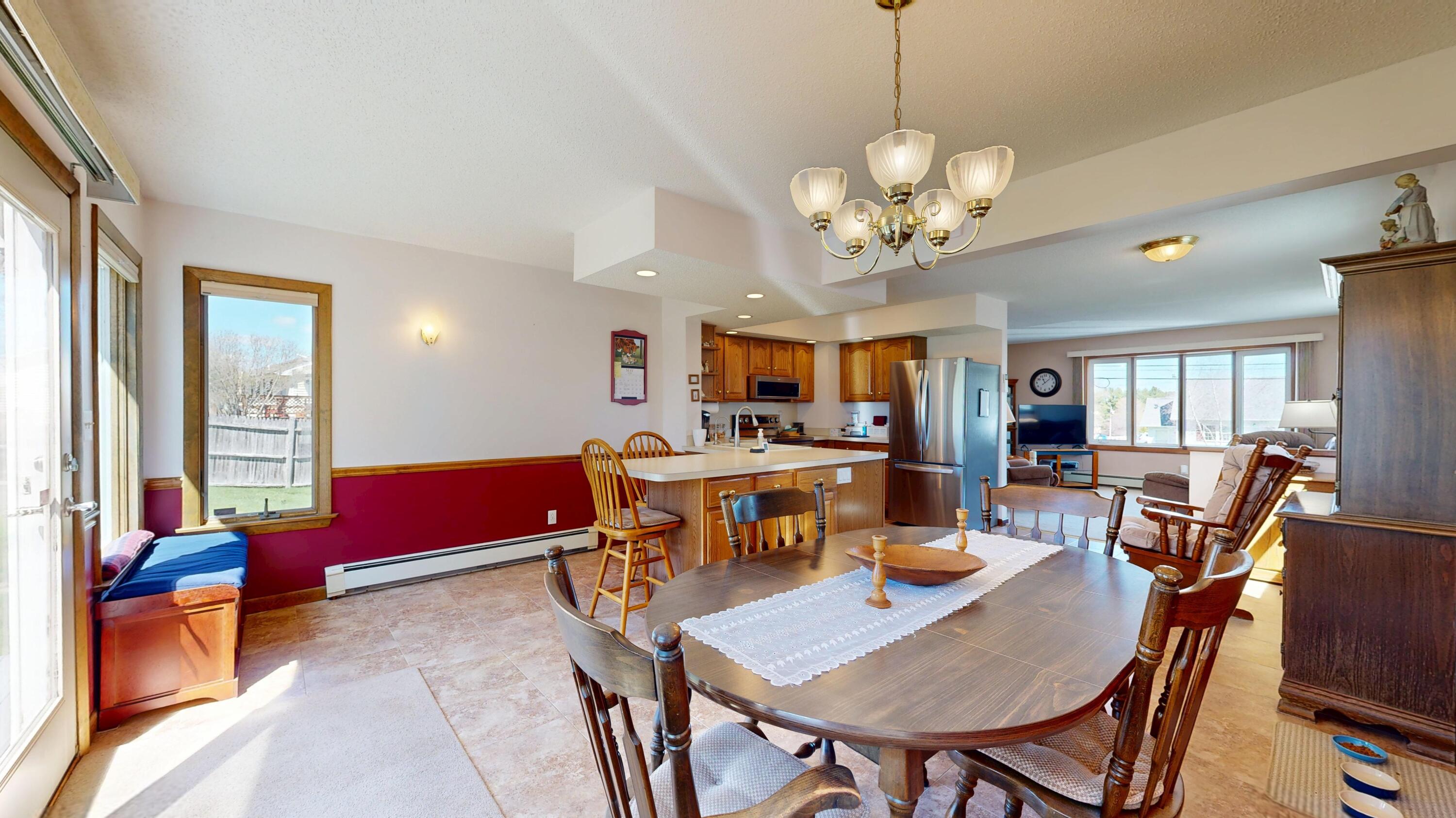 362 Crowley Road Sabattus, ME 04280 - Photo 20 of 50 Dining Area