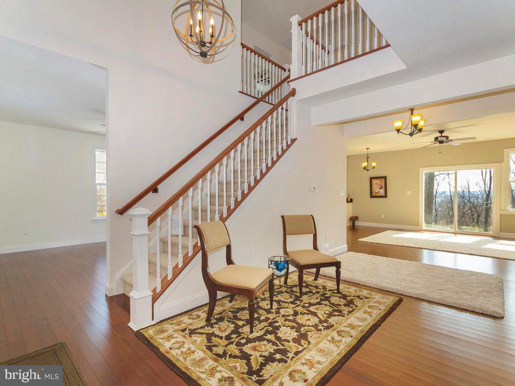 1025 North Ridge Road Perkasie, PA 18944 - Photo 9 of 21 2 story Foyer