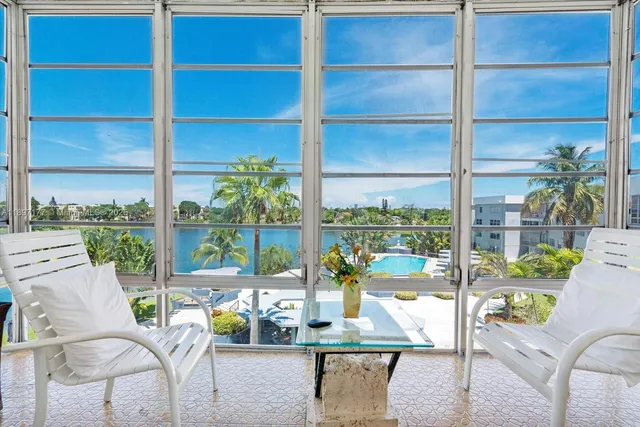 a living room filled with furniture