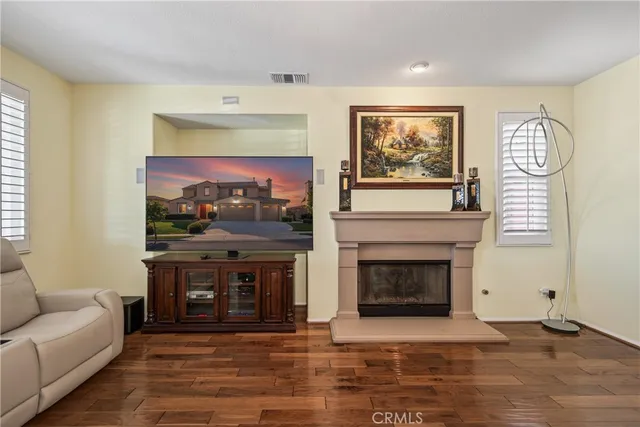 $715,000 | 33985 Oro Fino Court, Yucaipa, CA 92399