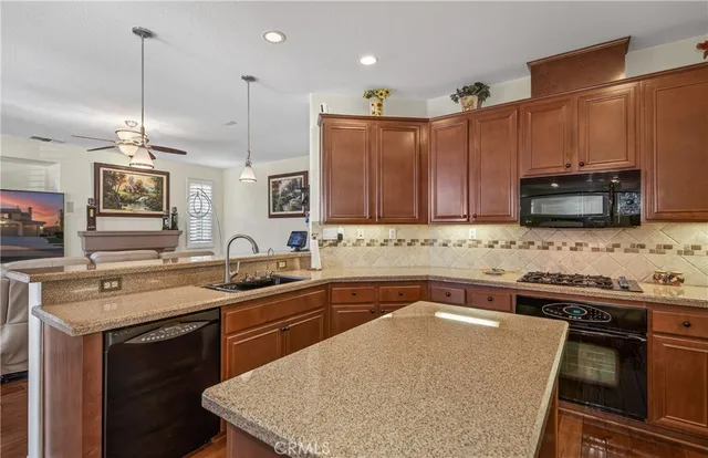 $715,000 | 33985 Oro Fino Court, Yucaipa, CA 92399