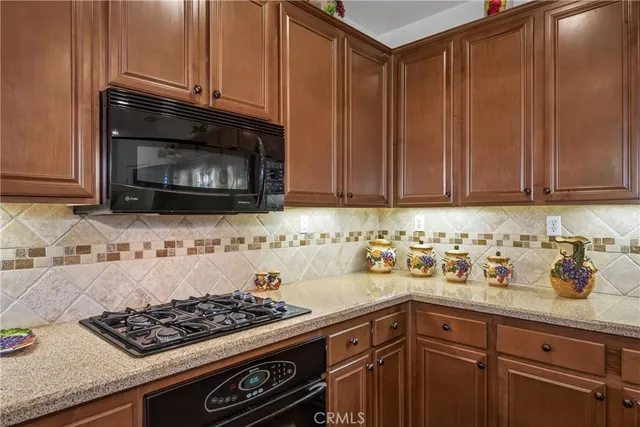 $715,000 | 33985 Oro Fino Court, Yucaipa, CA 92399