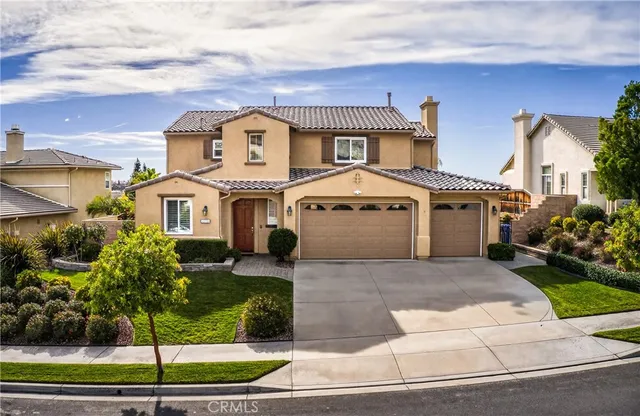 $715,000 | 33985 Oro Fino Court, Yucaipa, CA 92399