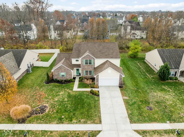 $425,000 | 8607 Redditch Drive, Avon, IN 46123