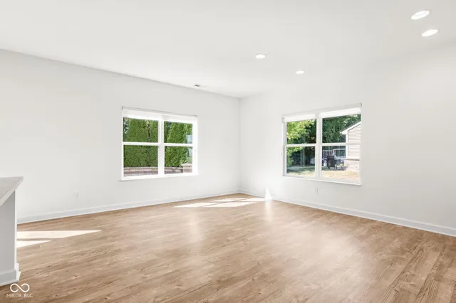 $429,900 | 8607 Redditch Drive, Avon, IN 46123