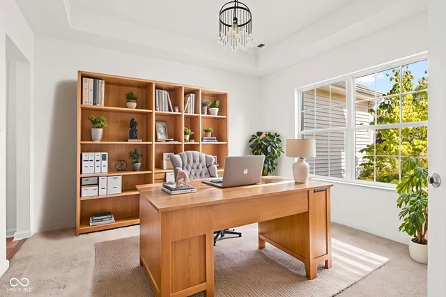 $429,900 | 8607 Redditch Drive, Avon, IN 46123