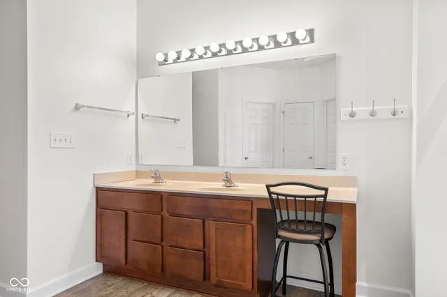 $429,900 | 8607 Redditch Drive, Avon, IN 46123