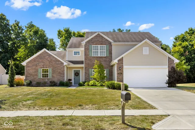 $429,900 | 8607 Redditch Drive, Avon, IN 46123