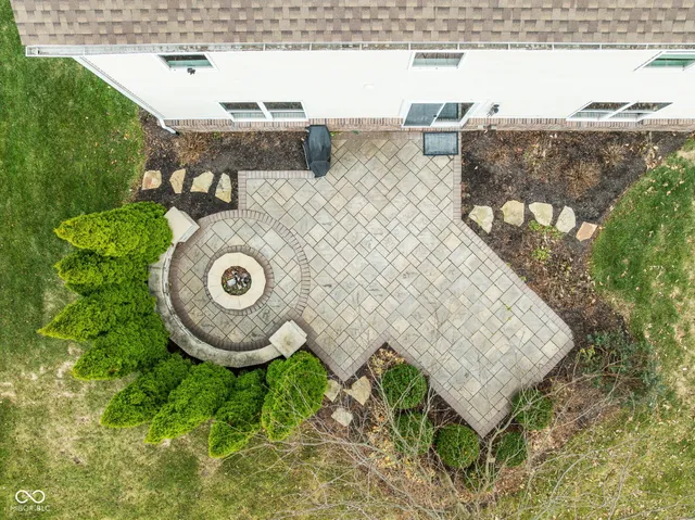 $429,900 | 8607 Redditch Drive, Avon, IN 46123