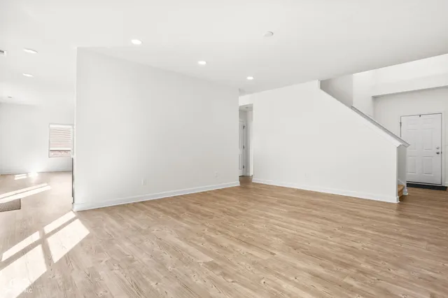 $429,900 | 8607 Redditch Drive, Avon, IN 46123