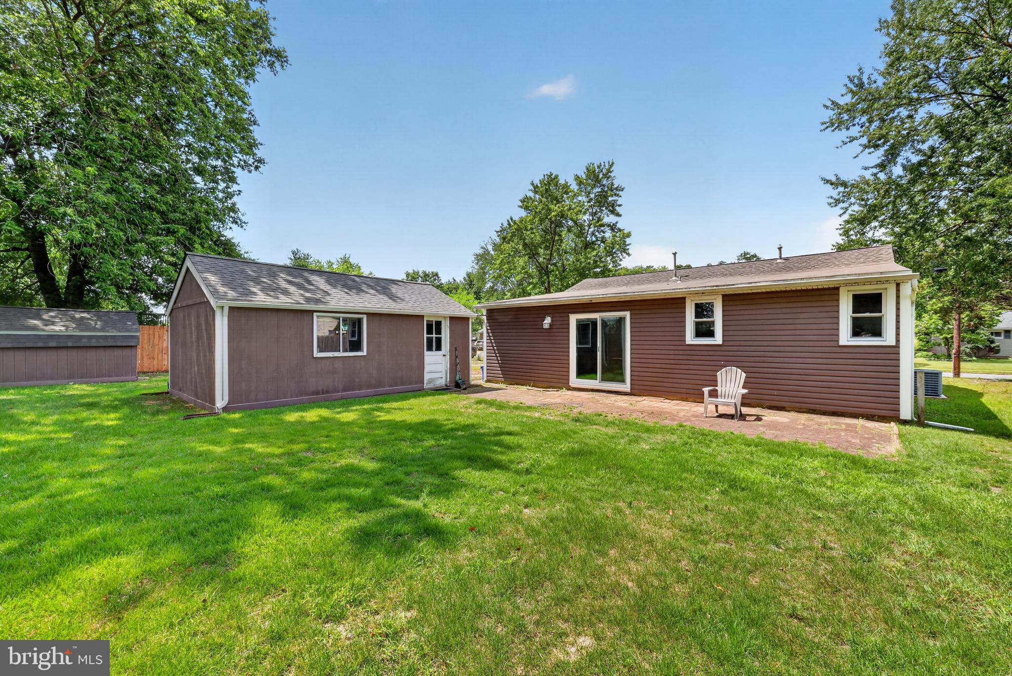 33 Stagecoach Road Southampton, NJ 08088 - Photo 3 of 22 Gallery Image 3