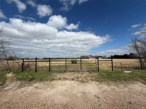 $441,330 | 5793 County Road 4062, Scurry, TX 75158