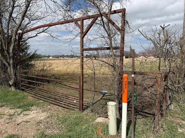 $441,330 | 5793 County Road 4062, Scurry, TX 75158