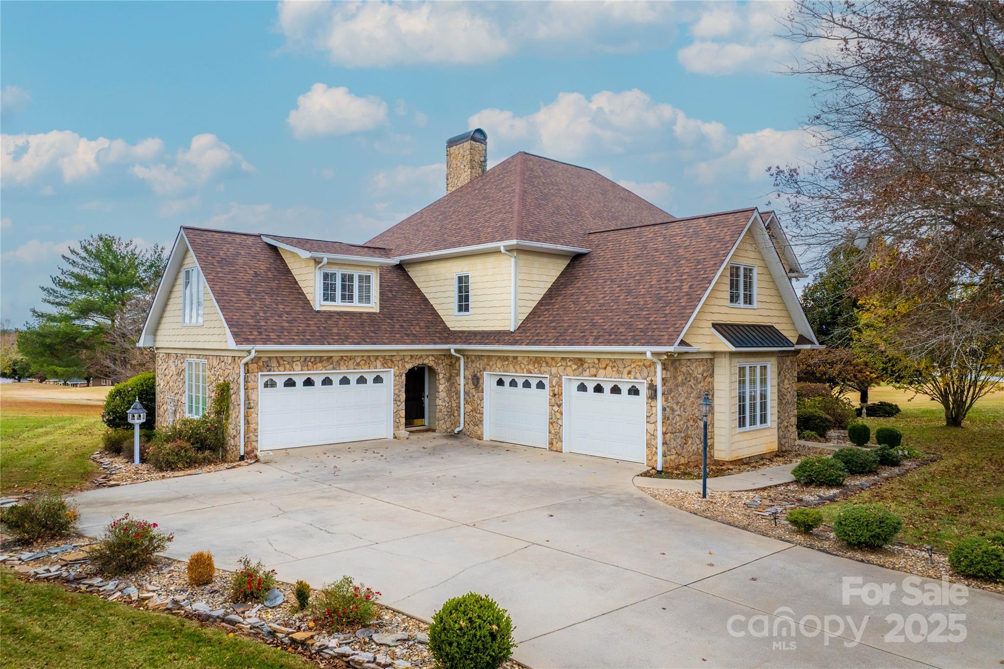 10 Meandering Way Granite Falls, NC 28630 - Photo 5 of 41