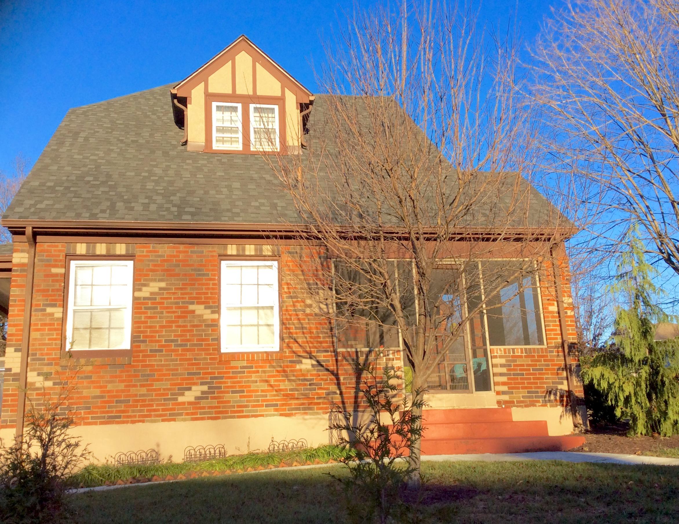 1921 Arden Road Southwest Roanoke, VA 24015 - Photo 5 of 33 image