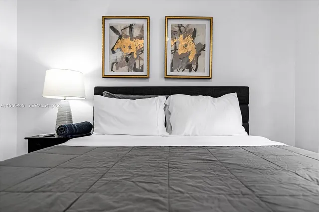 $3,400 | 977 Southwest 10th Street, Unit 927, Miami, FL 33130