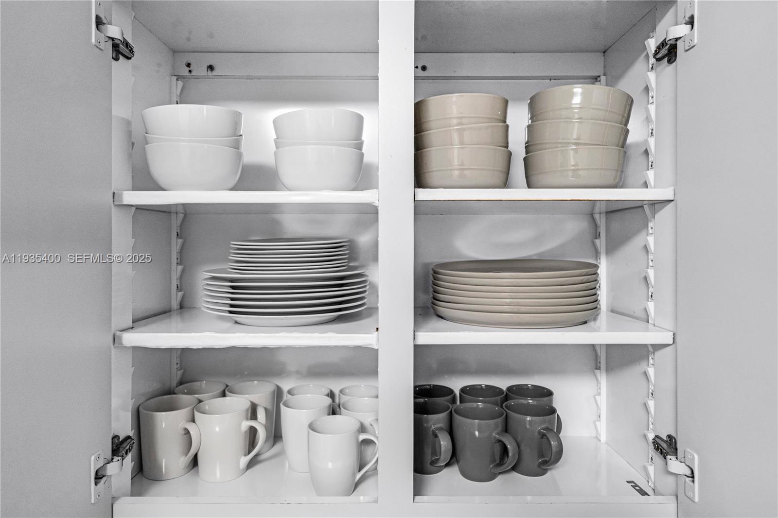 977 Southwest 10th Street, Unit 927 Miami, FL 33130 - Photo 16 of 18