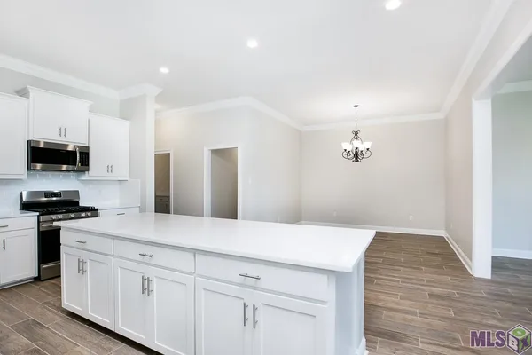 $2,550 | 713 Elliston Drive, Gonzales, LA 70737