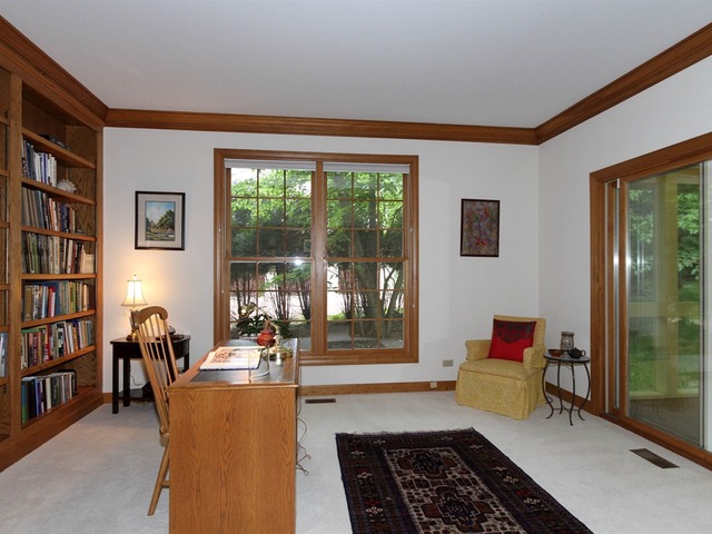 275 Rugby Road North Barrington, IL 60010 - Photo 12 of 25