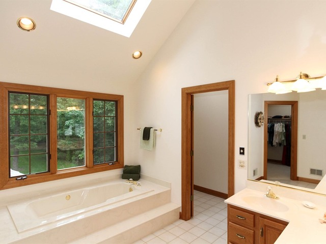 275 Rugby Road North Barrington, IL 60010 - Photo 18 of 25