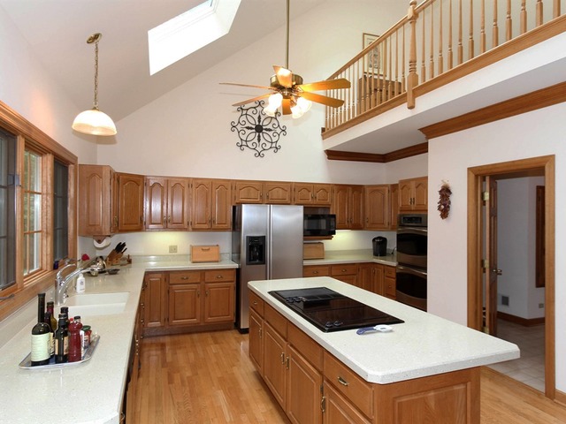 275 Rugby Road North Barrington, IL 60010 - Photo 7 of 25