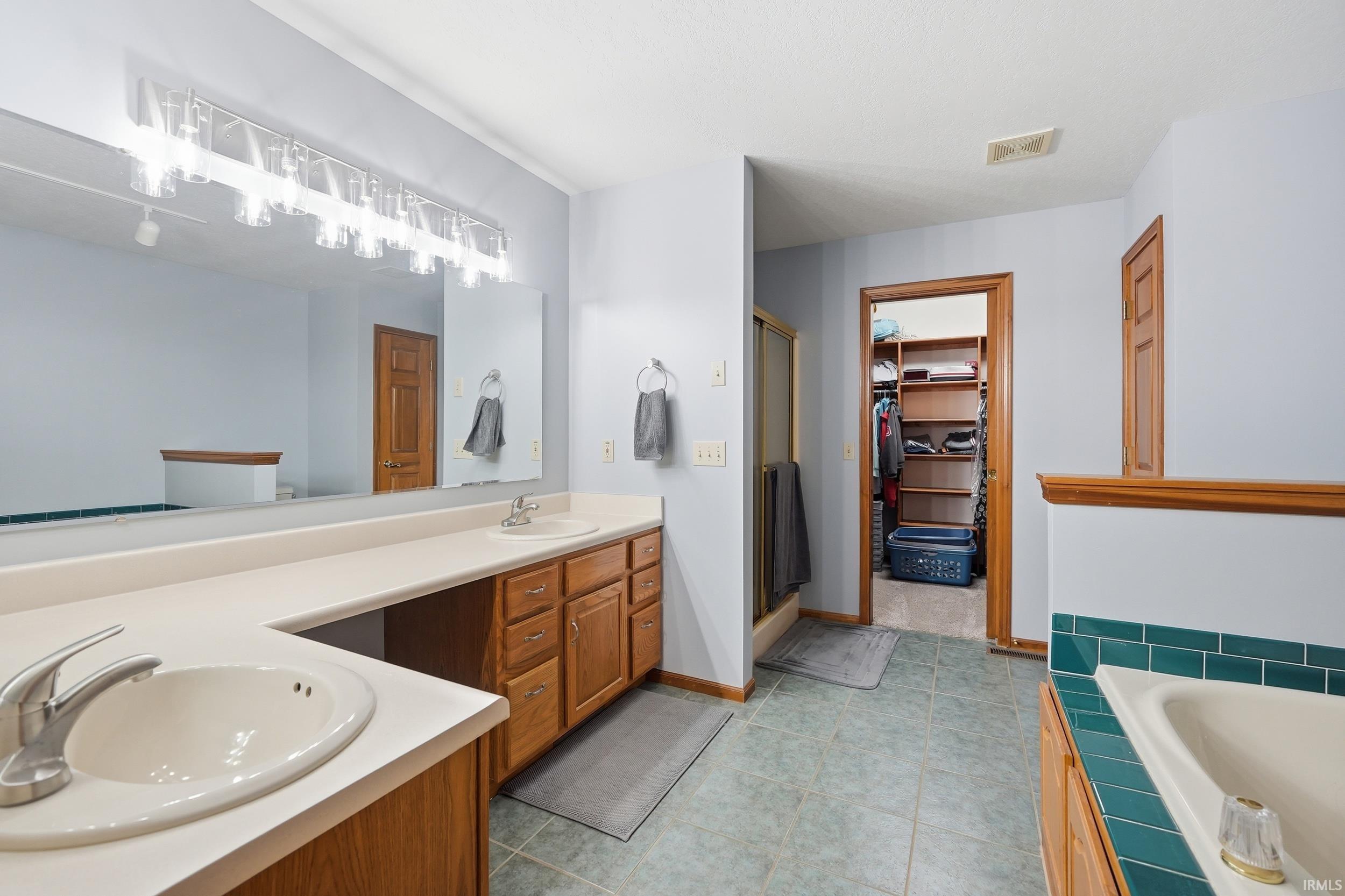 415 Ridge Hill Place Fort Wayne, IN 46804 - Photo 19 of 36 Gallery Image 19