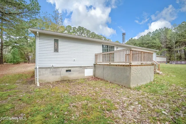 $215,000 | 129 Angler's Cove Road, Hertford, NC 27944