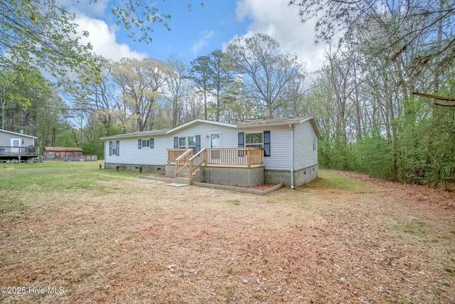 $215,000 | 129 Angler's Cove Road, Hertford, NC 27944