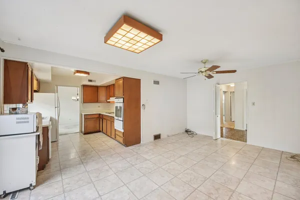 $345,000 | 817 Belair Drive, Darien, IL 60561