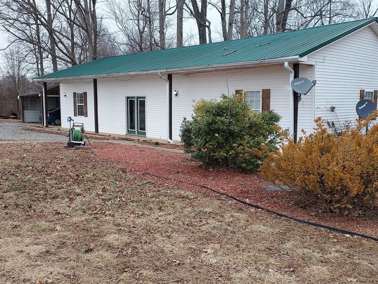 10800 Caneyville Road Morgantown, KY 42261 - Photo 1 of 1 Gallery Image 1