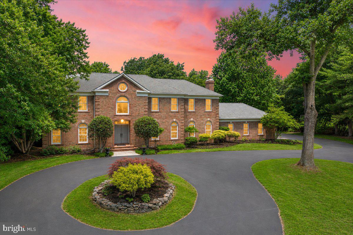 12324 Rivers Edge Drive Potomac, MD 20854 - Photo 2 of 74