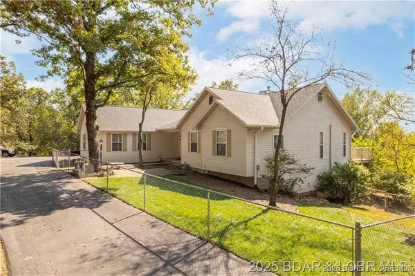 $625,000 | 165 Lake Shadow Road, Sunrise Beach, MO 65079