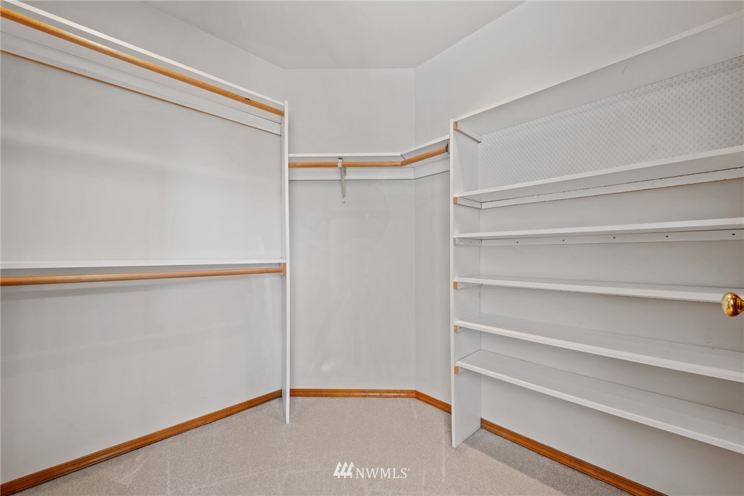8516 218th Street Southwest Edmonds, WA 98026 - Photo 19 of 26 Gallery Image 19