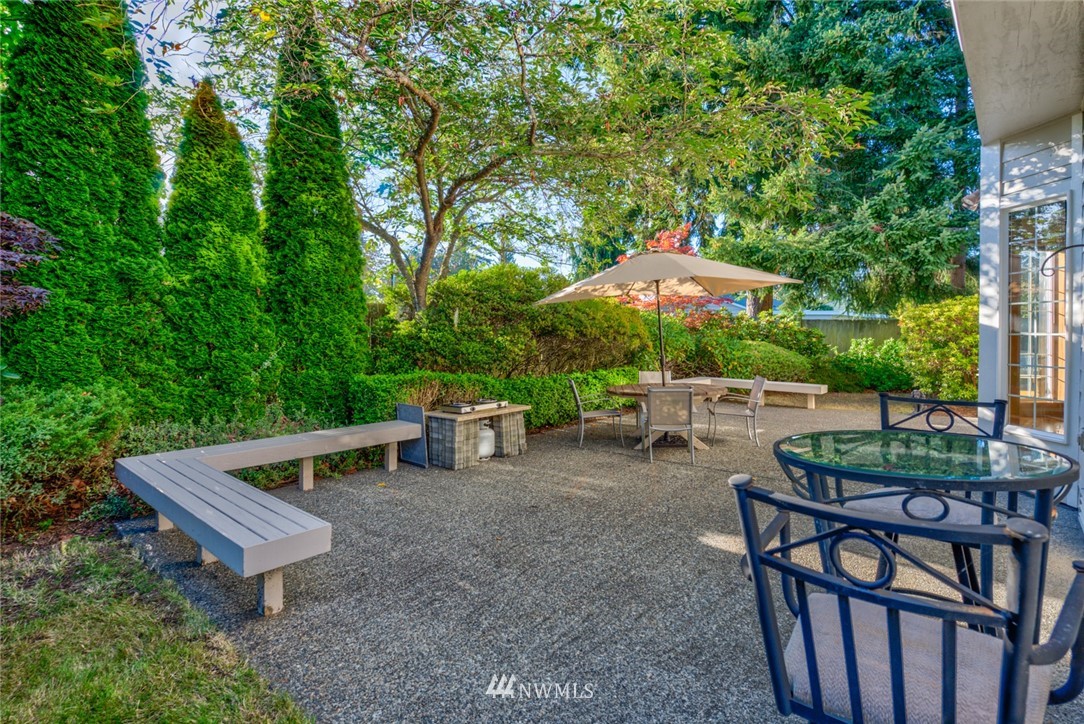 8516 218th Street Southwest Edmonds, WA 98026 - Photo 24 of 26 Gallery Image 24