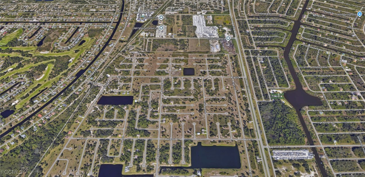 6 Boat Court Placida, FL 33946 - Photo 4 of 6 view of a brick building