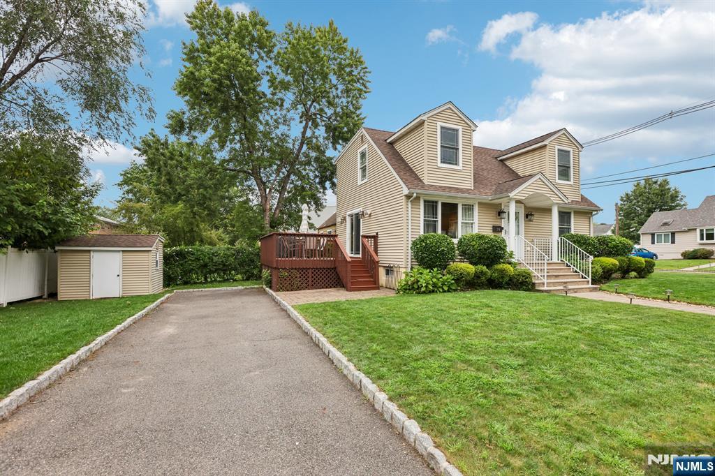74 Overhill Road Belleville, NJ 07109 - Photo 4 of 40 Gallery Image 4