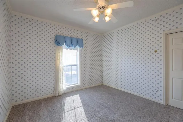 $210,000 | 17800 Bolger Road, Unit 147, Independence, MO 64055