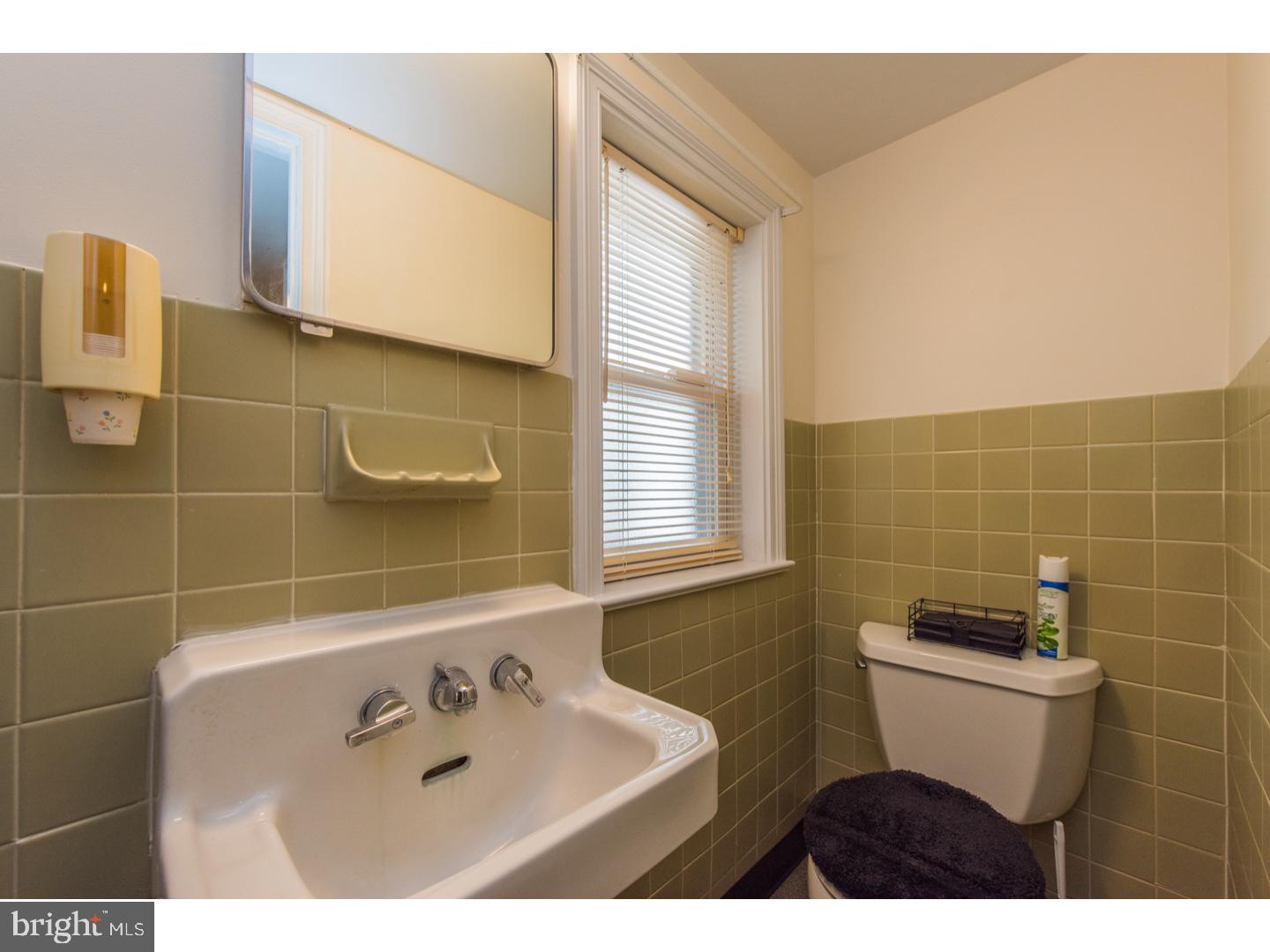 75 Warden Road Doylestown, PA 18901 - Photo 17 of 25 Half Bath