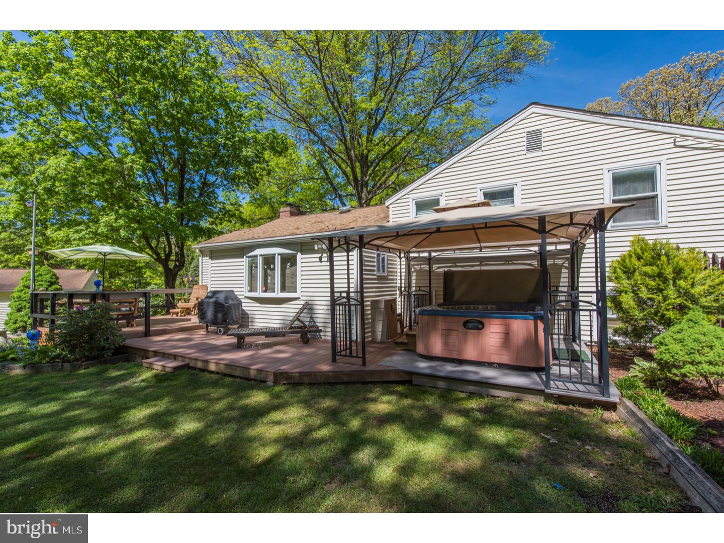 75 Warden Road Doylestown, PA 18901 - Photo 19 of 25 Deck