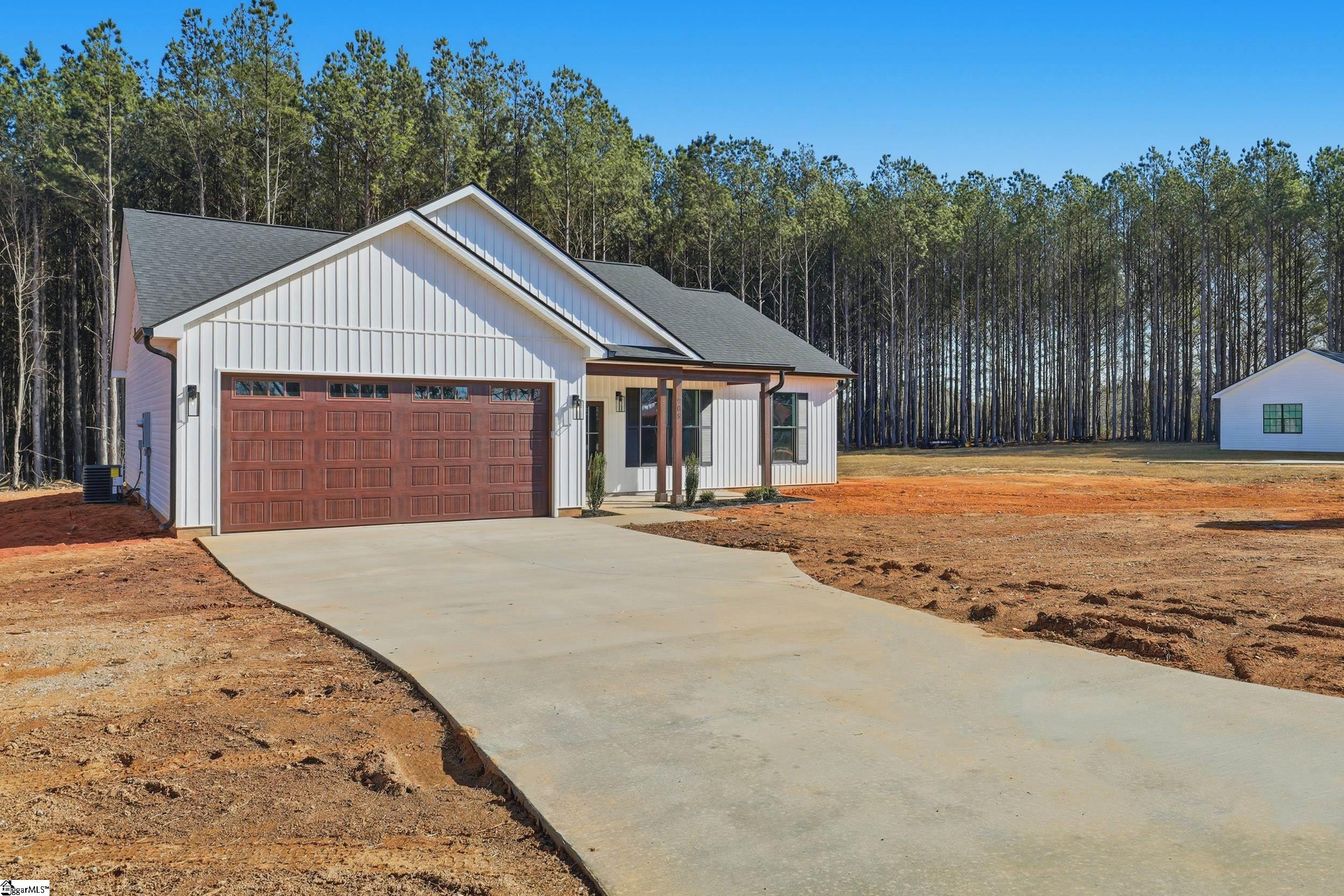 908 Beaverdam Road Williamston, SC 29697 - Photo 28 of 34