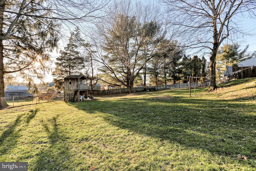 104 Joseph Road Lancaster, PA 17603 - Photo 4 of 18 Gallery Image 4