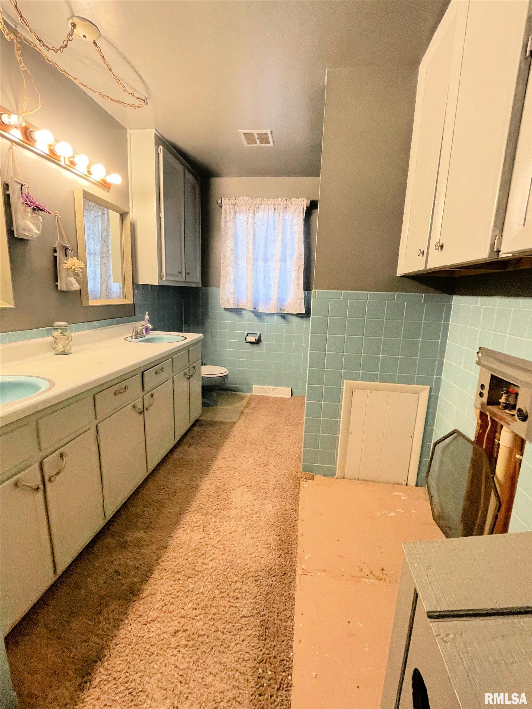 385 East Fords Ferry Road Cave In Rock, IL 62919 - Photo 12 of 32