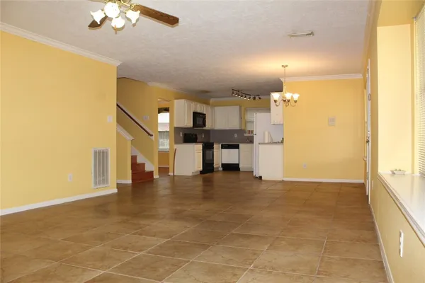 $2,200 | 14611 Crosshaven Drive, Houston, TX 77015