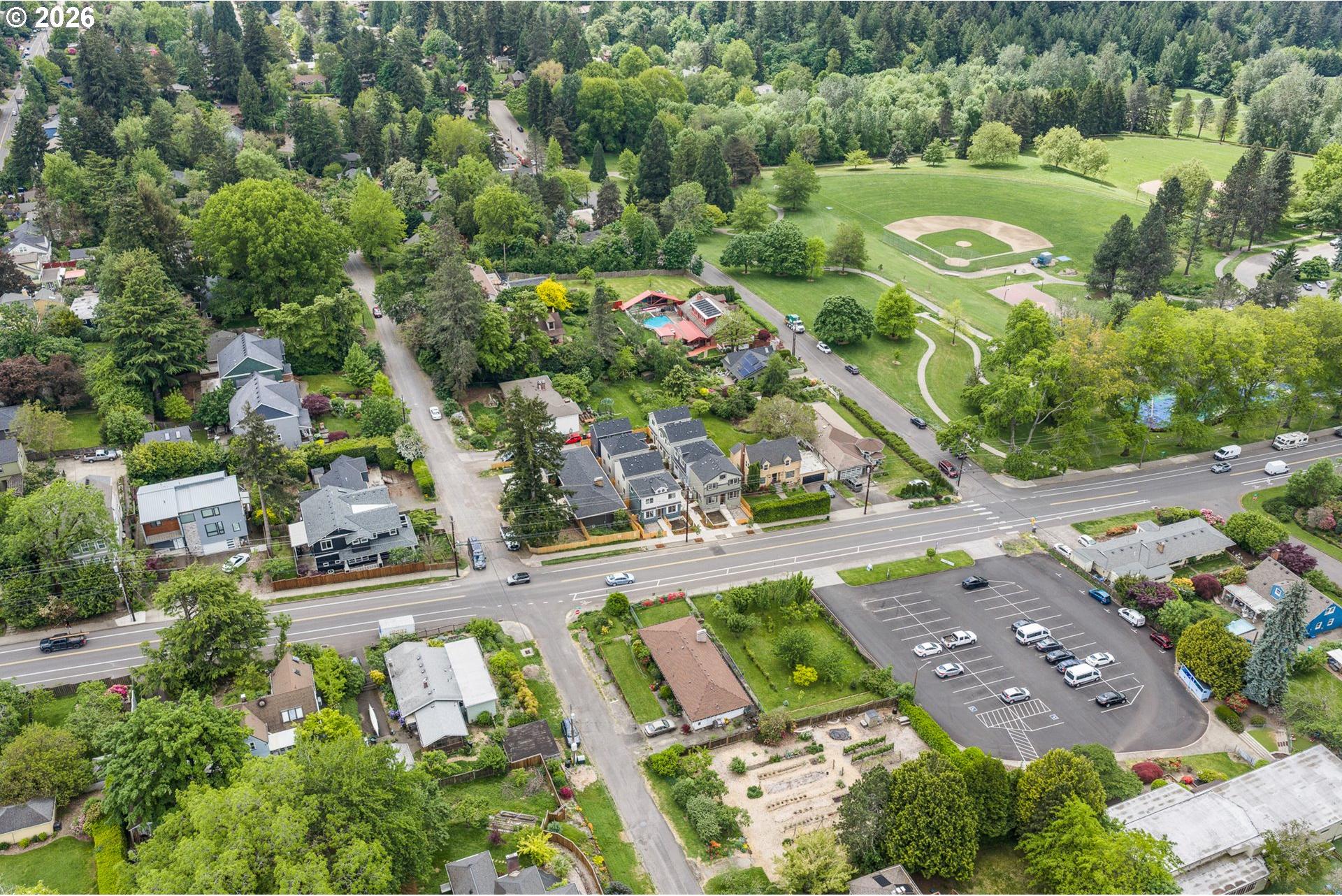 3624 Southwest Vermont Street Portland, OR 97219 - Photo 14 of 16 Gallery Image 14