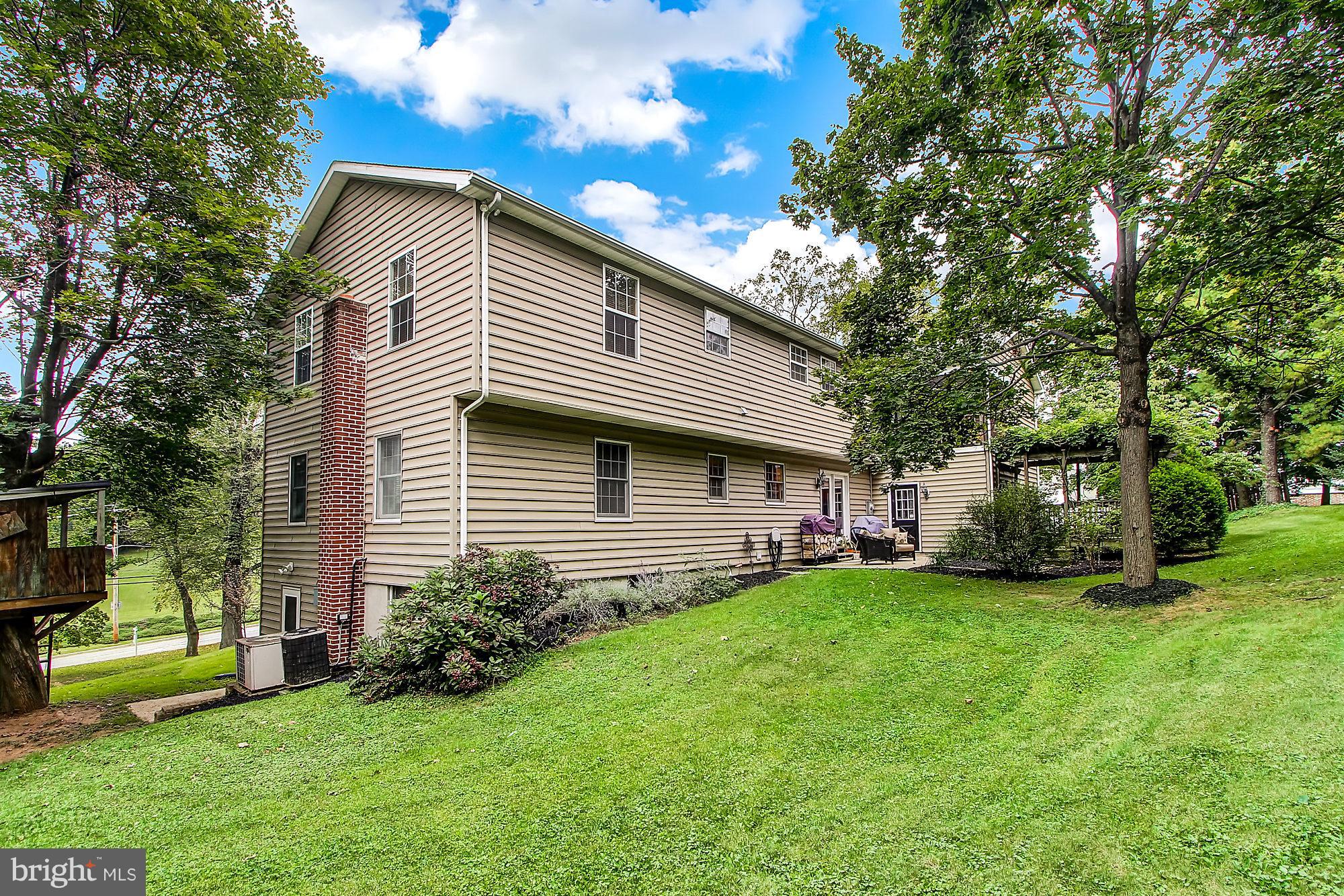 245 Uniontown Road Westminster, MD 21157 - Photo 2 of 30 Exterior (Rear)
