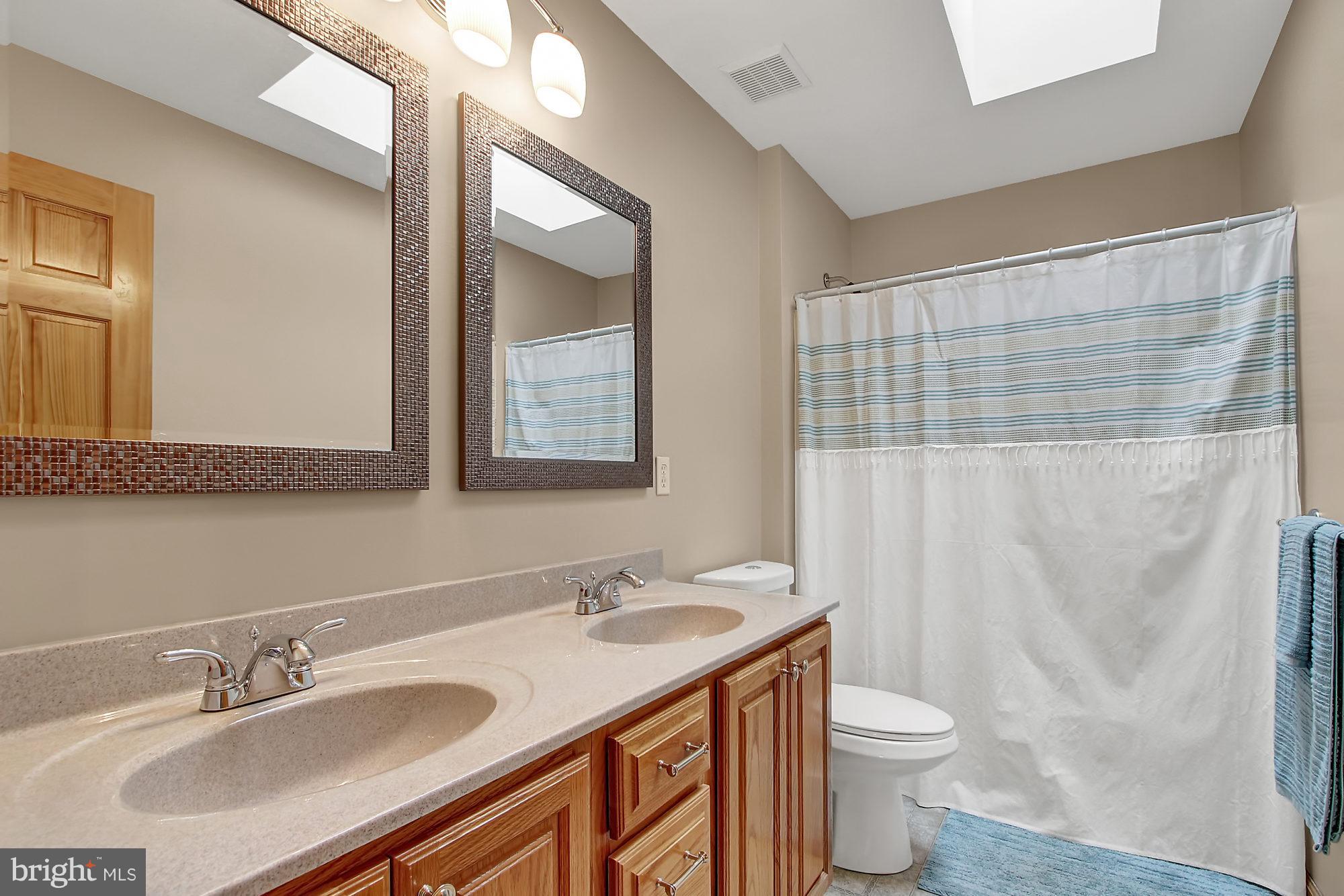 245 Uniontown Road Westminster, MD 21157 - Photo 18 of 30 Bath
